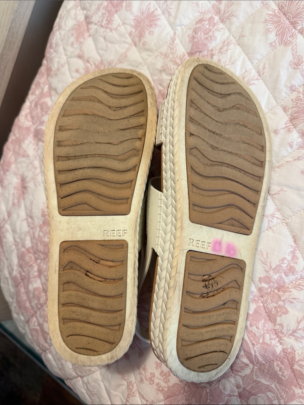 Reef White Double-Strap Sandals with Tan Footbed - Picture 3 of 8